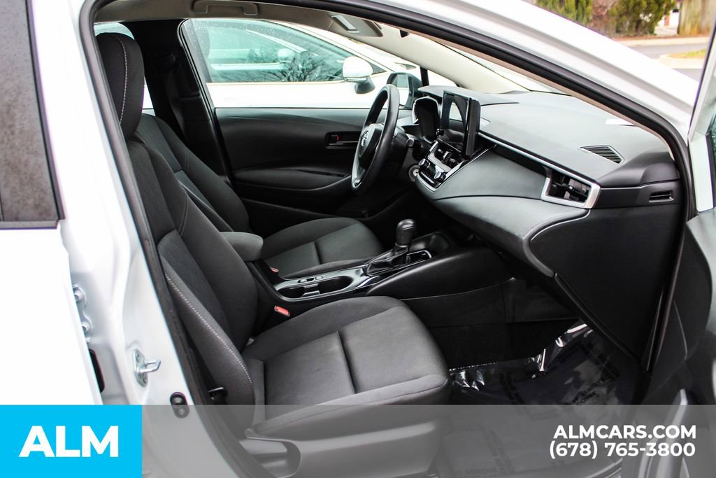 Used 2023 Toyota Corolla LE image 21