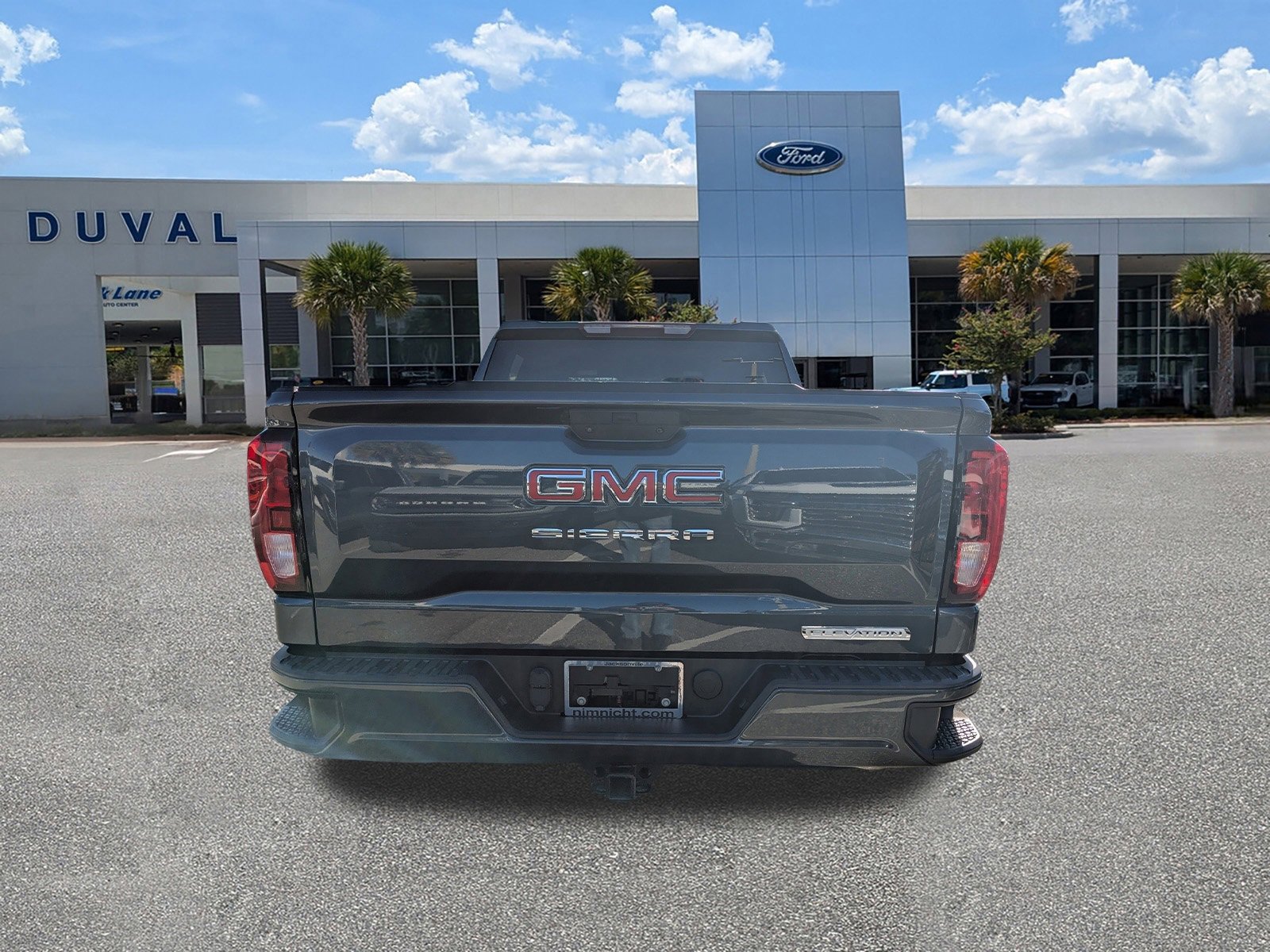 Used 2020 GMC Sierra 1500 Elevation w/ Elevation Value Package image 5