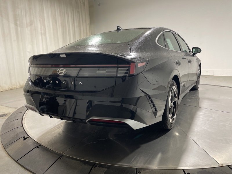 New 2026 Hyundai Sonata SEL image 7