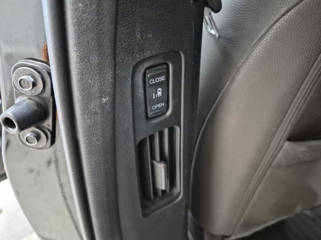 Used 2018 Honda Odyssey Elite image 33