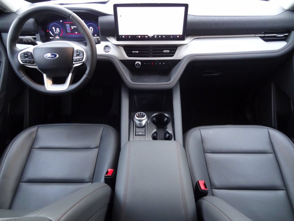 Used 2026 Ford Explorer Active w/ Active Comfort Package AWD/4WD image 15