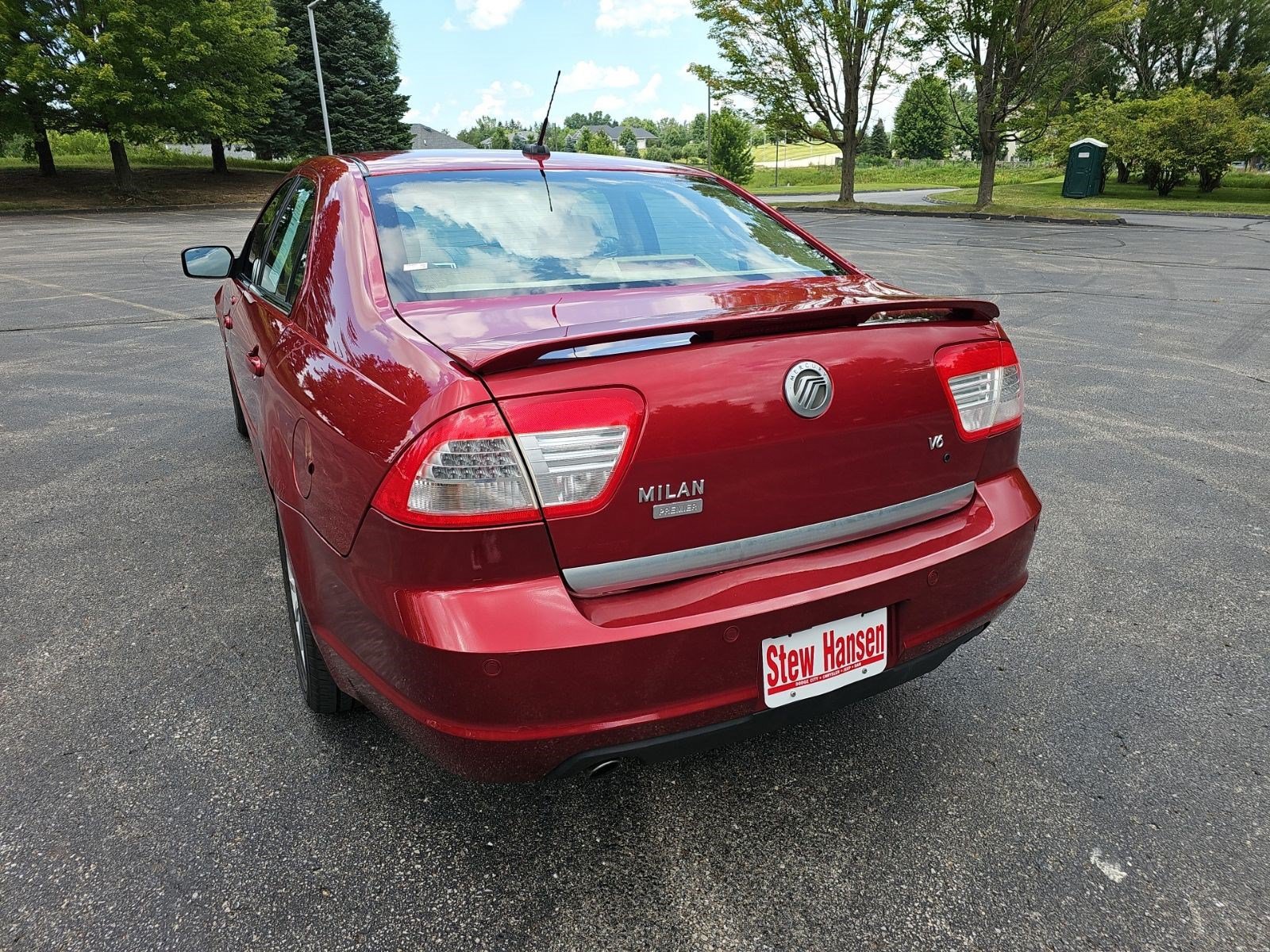 Used 2008 Mercury Milan Premier FWD image 3