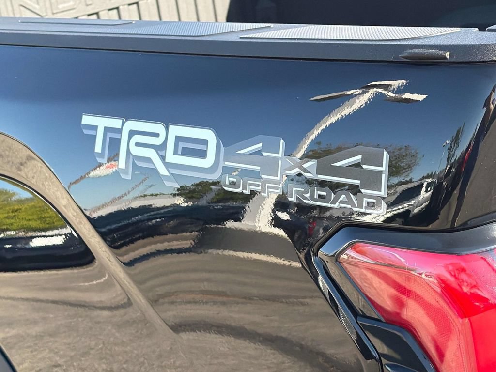Used 2023 Toyota Tundra Limited w/ TRD Off-Road Package AWD/4WD image 7