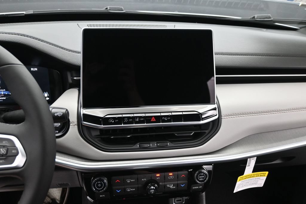 New 2026 Jeep Compass Limited w/ Sun, Sound & Navigation Group AWD/4WD image 22