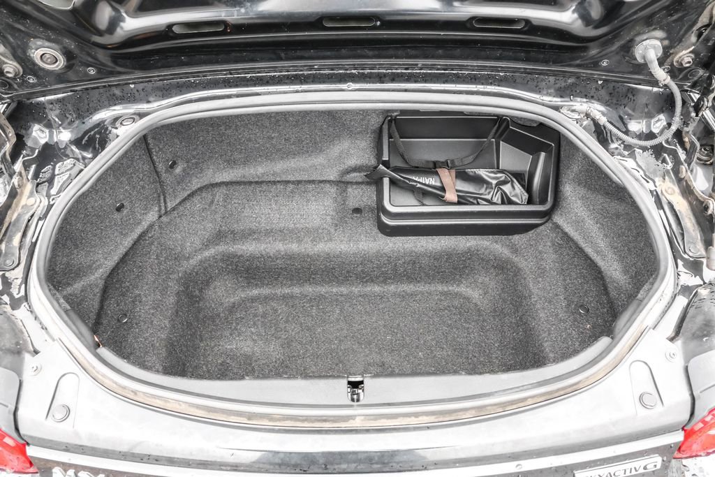 Used 2024 MAZDA MX-5 Miata RF Grand Touring RWD image 27
