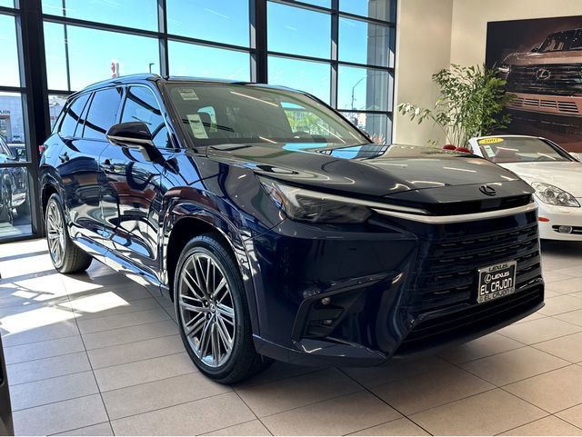 New 2026 Lexus TX 550h AWD Plug-In Hybrid image 2