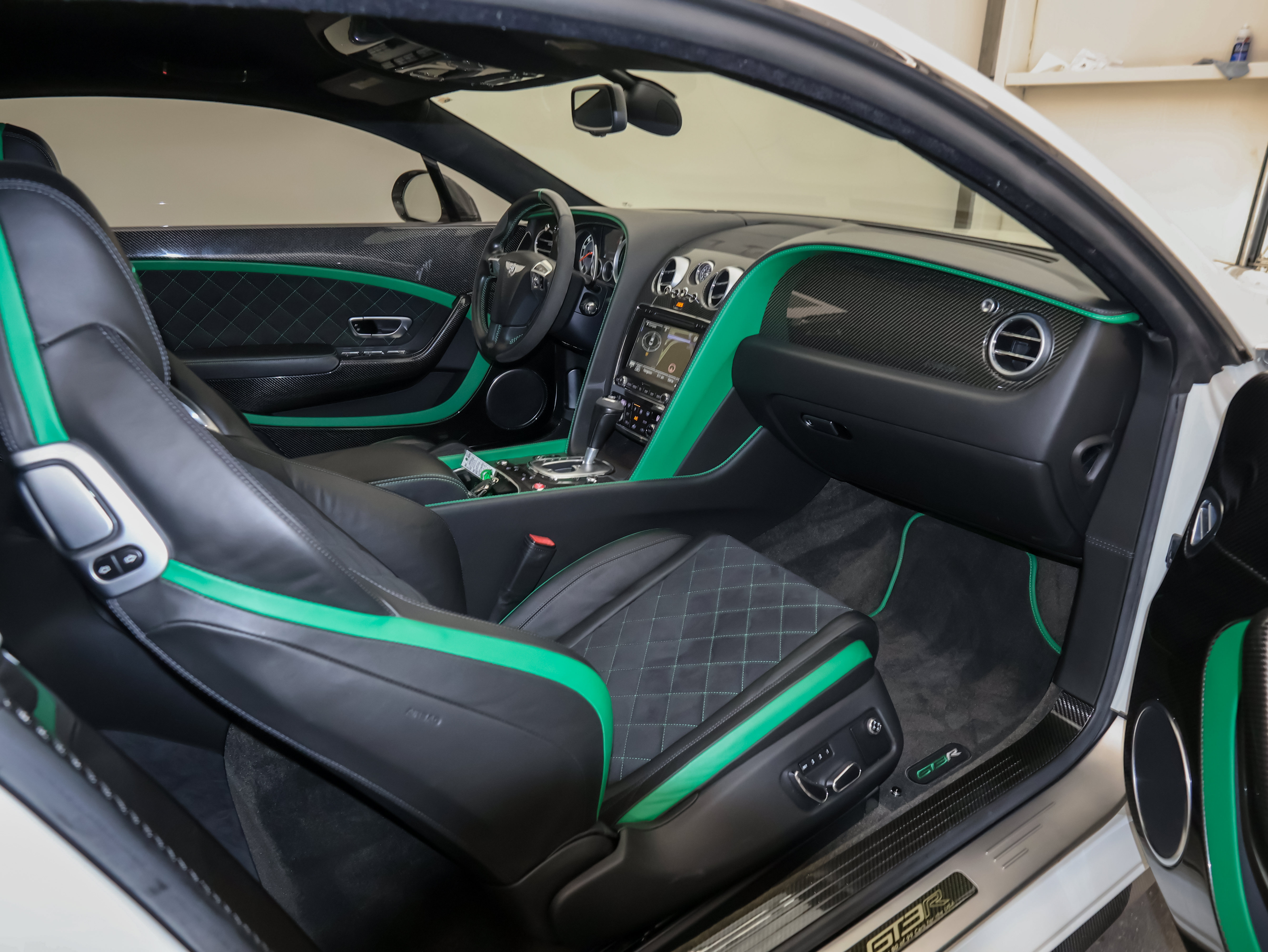 Used 2015 Bentley Continental GT3-R AWD/4WD image 22
