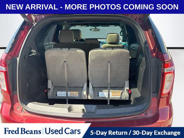 Used 2015 Ford Explorer XLT w/ Equipment Group 202A image 12