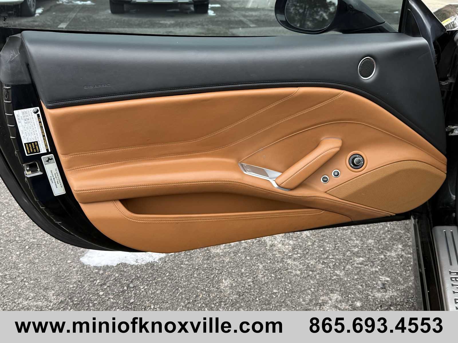 Used 2016 Ferrari California T image 13