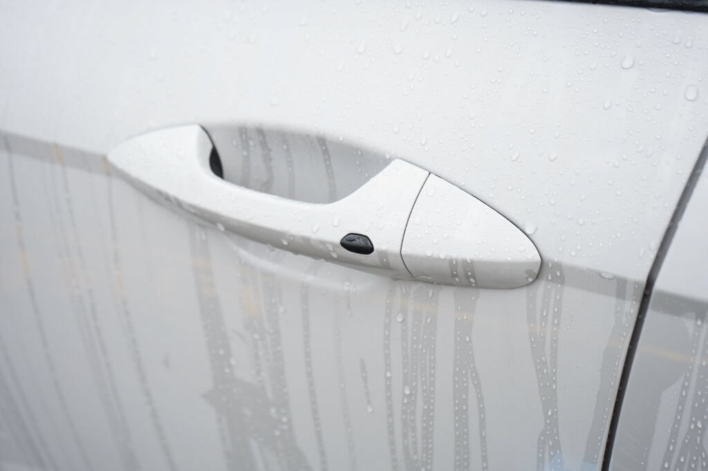 Used 2026 Hyundai Kona SE FWD image 11