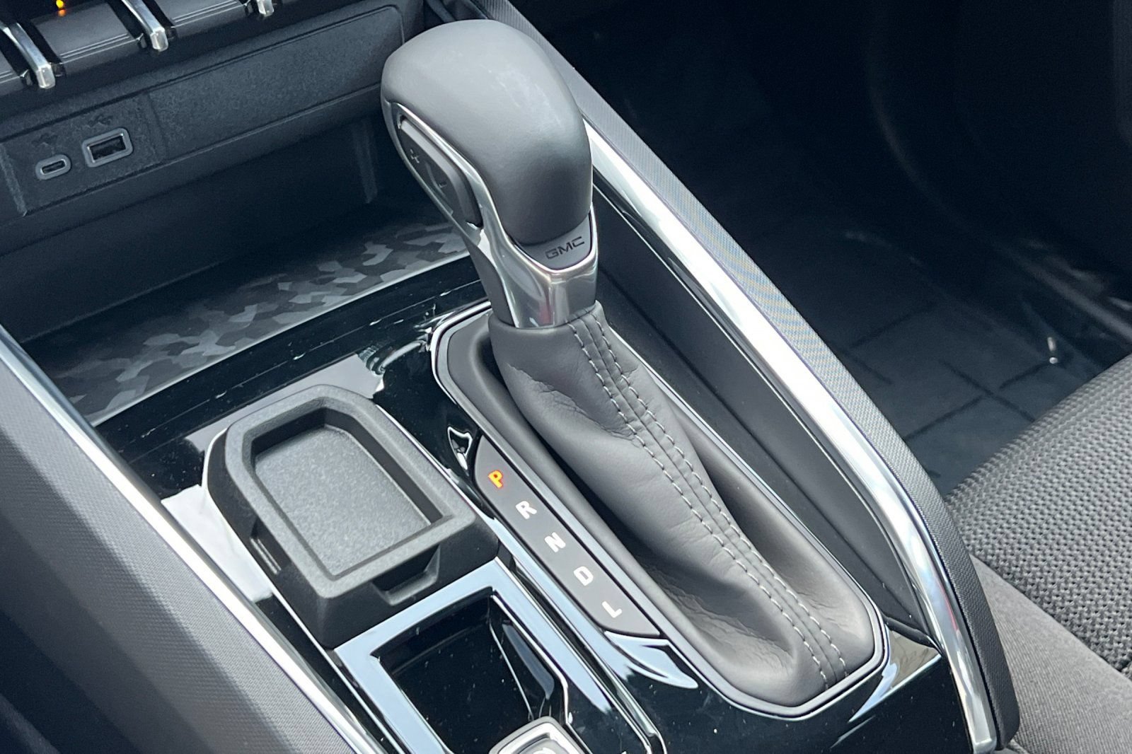 New 2026 GMC Canyon Elevation RWD image 23
