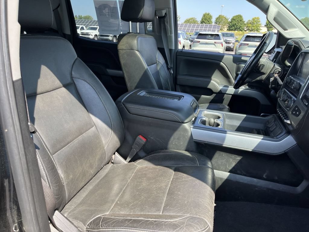 Used 2019 Chevrolet Silverado 2500 LTZ w/ LTZ Plus Package AWD/4WD image 27