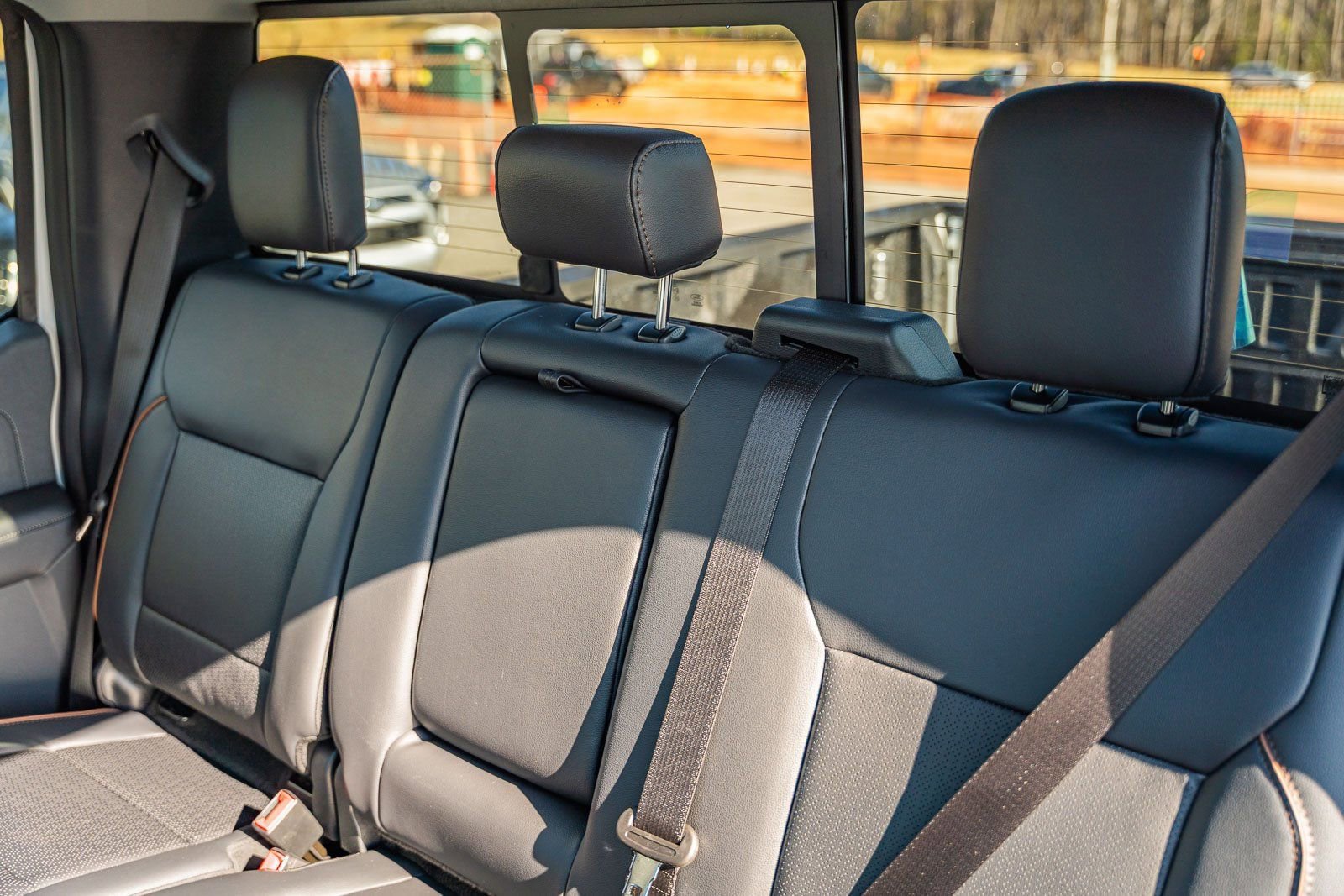 New 2026 Ford F250 Lariat w/ Black Appearance Package image 26