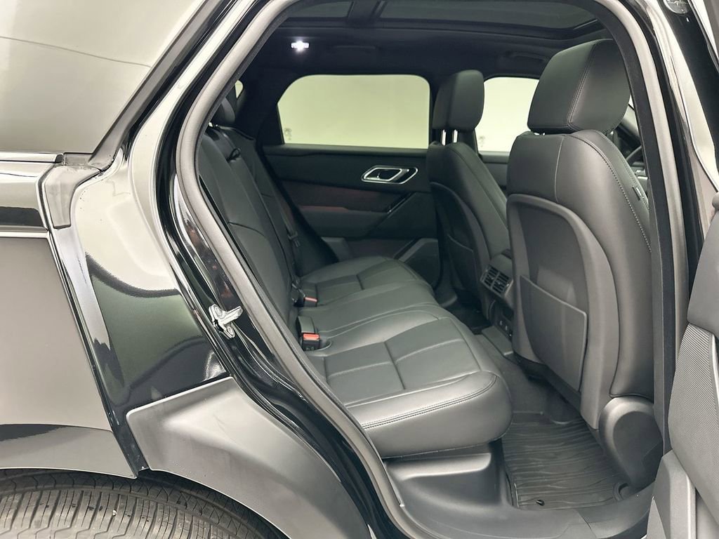 New 2026 Land Rover Range Rover Velar Dynamic SE image 7