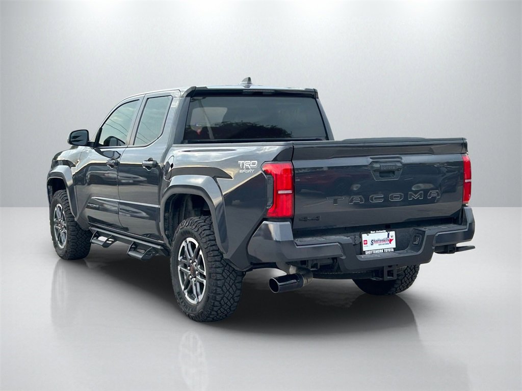 Used 2025 Toyota Tacoma TRD Sport image 7
