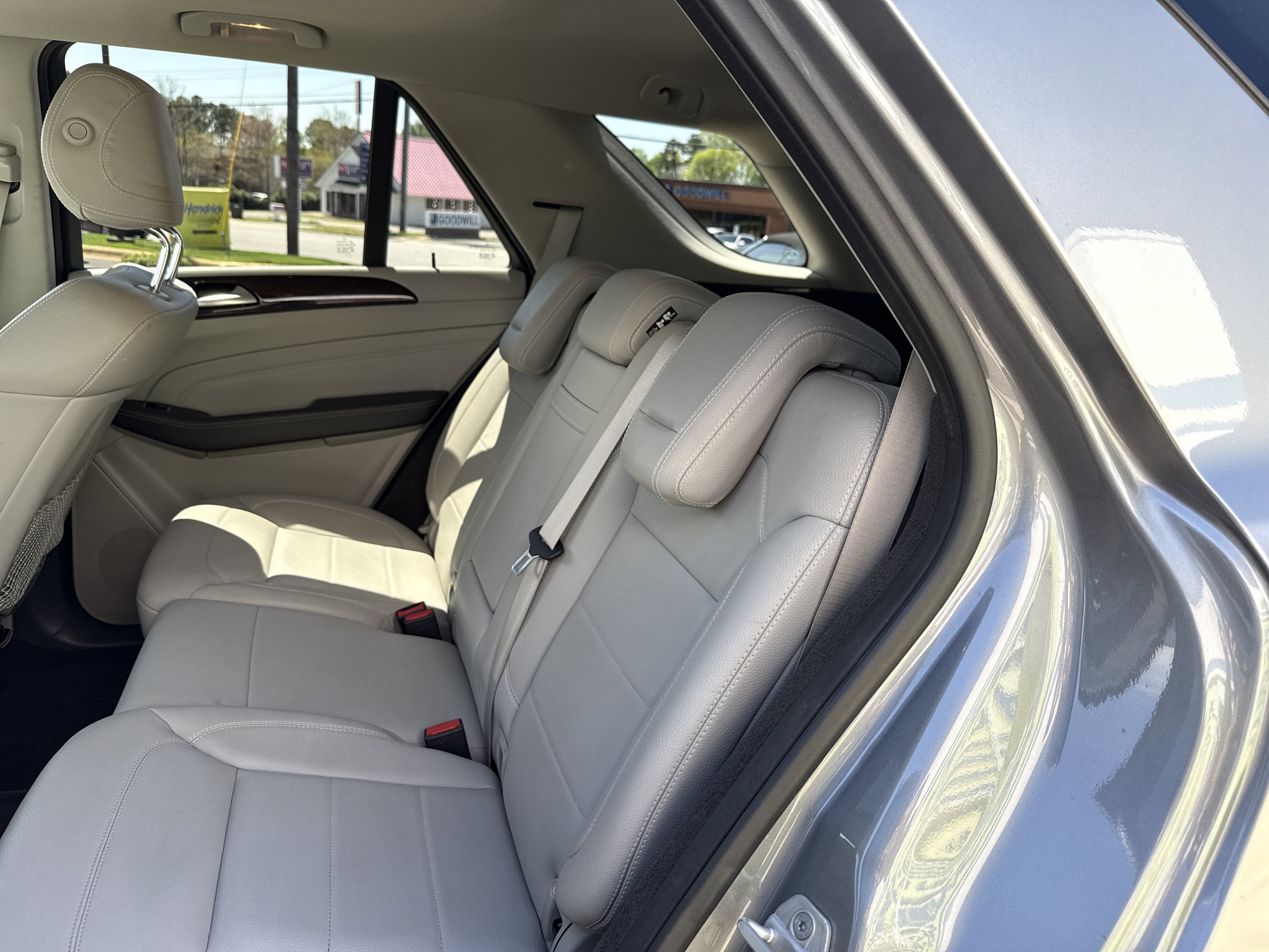 Used 2012 Mercedes-Benz ML 350 4MATIC image 32