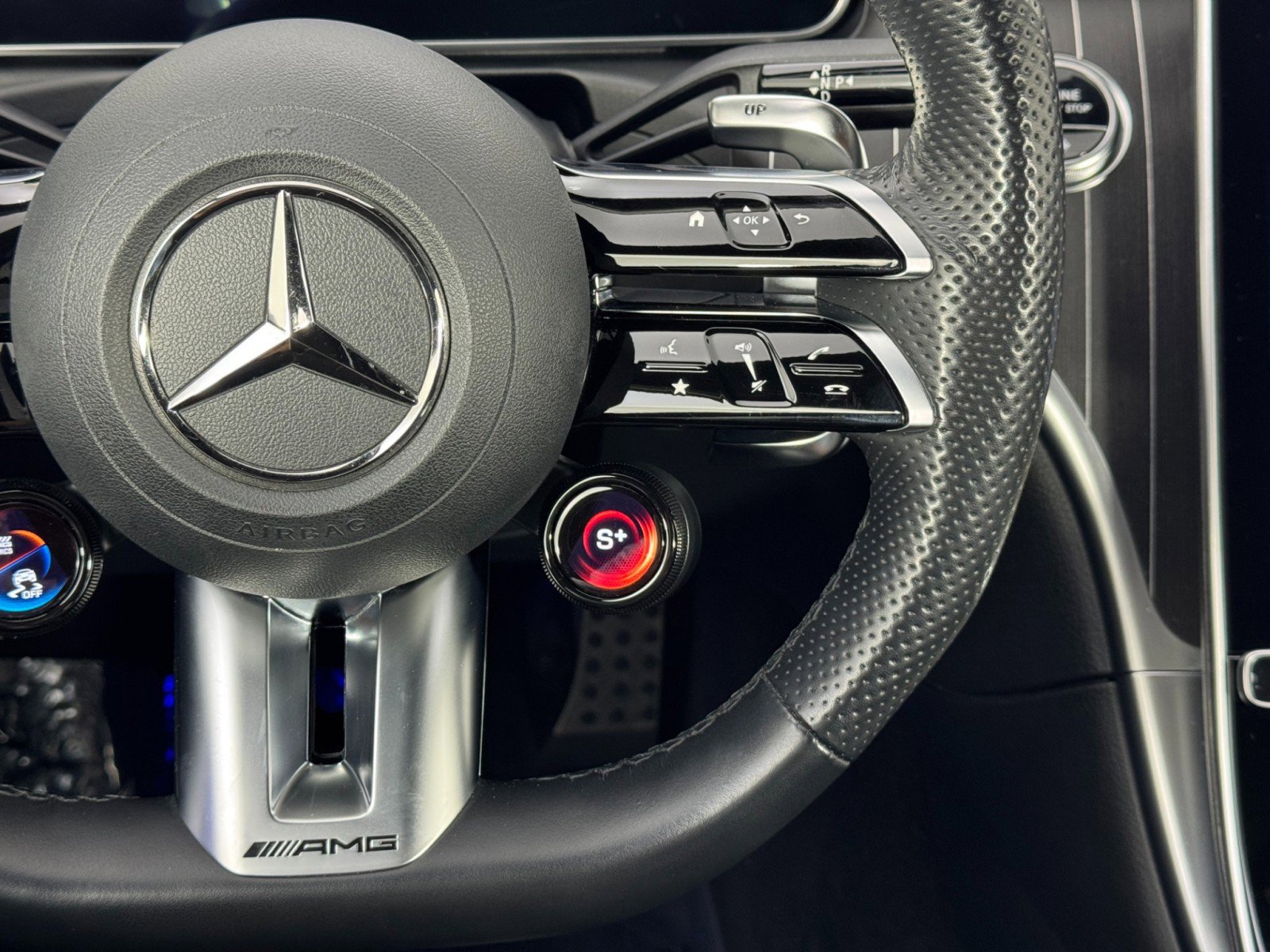 Used 2024 Mercedes-Benz C 43 AMG 4MATIC Sedan image 24