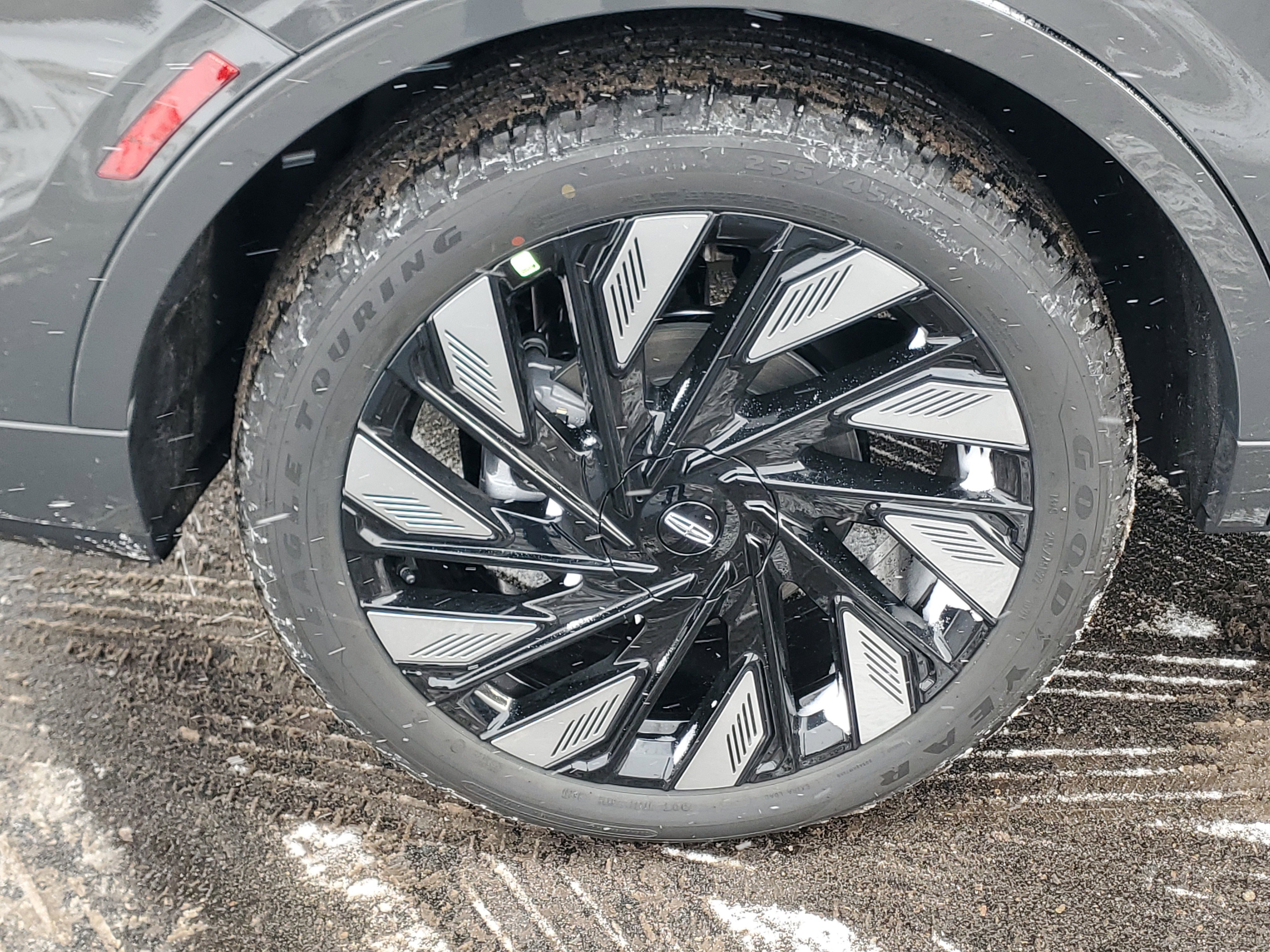 New 2026 Lincoln Nautilus Black Label w/ Jet Appearance Package image 5