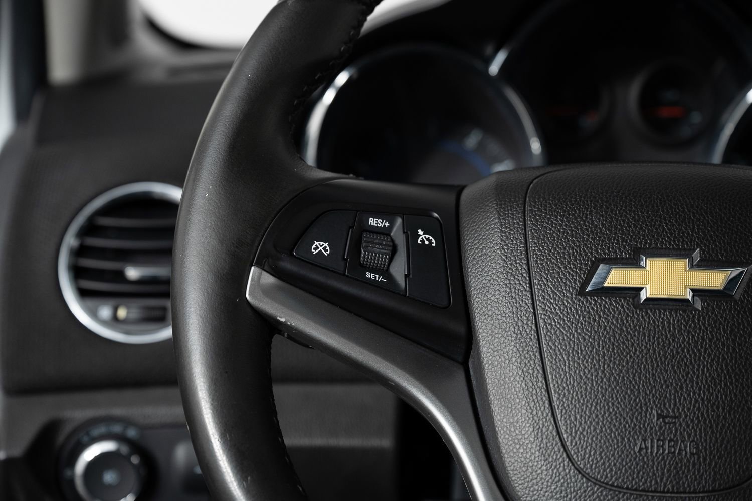 Used 2012 Chevrolet Cruze LT w/ RS Package image 30