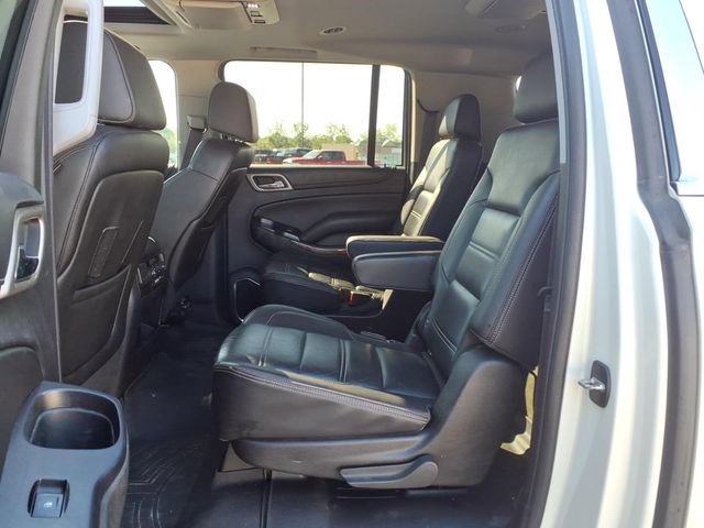Used 2015 GMC Yukon XL Denali w/ Touring Package AWD/4WD image 28