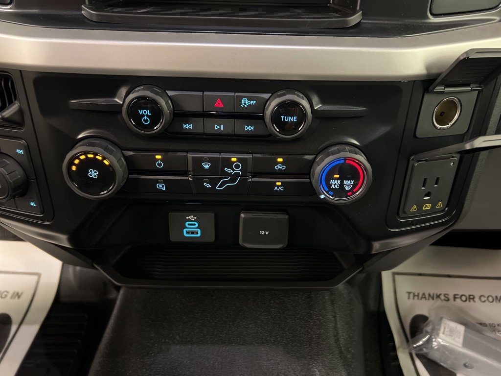 New 2025 Ford F550 4x4 Regular Cab Super Duty image 13