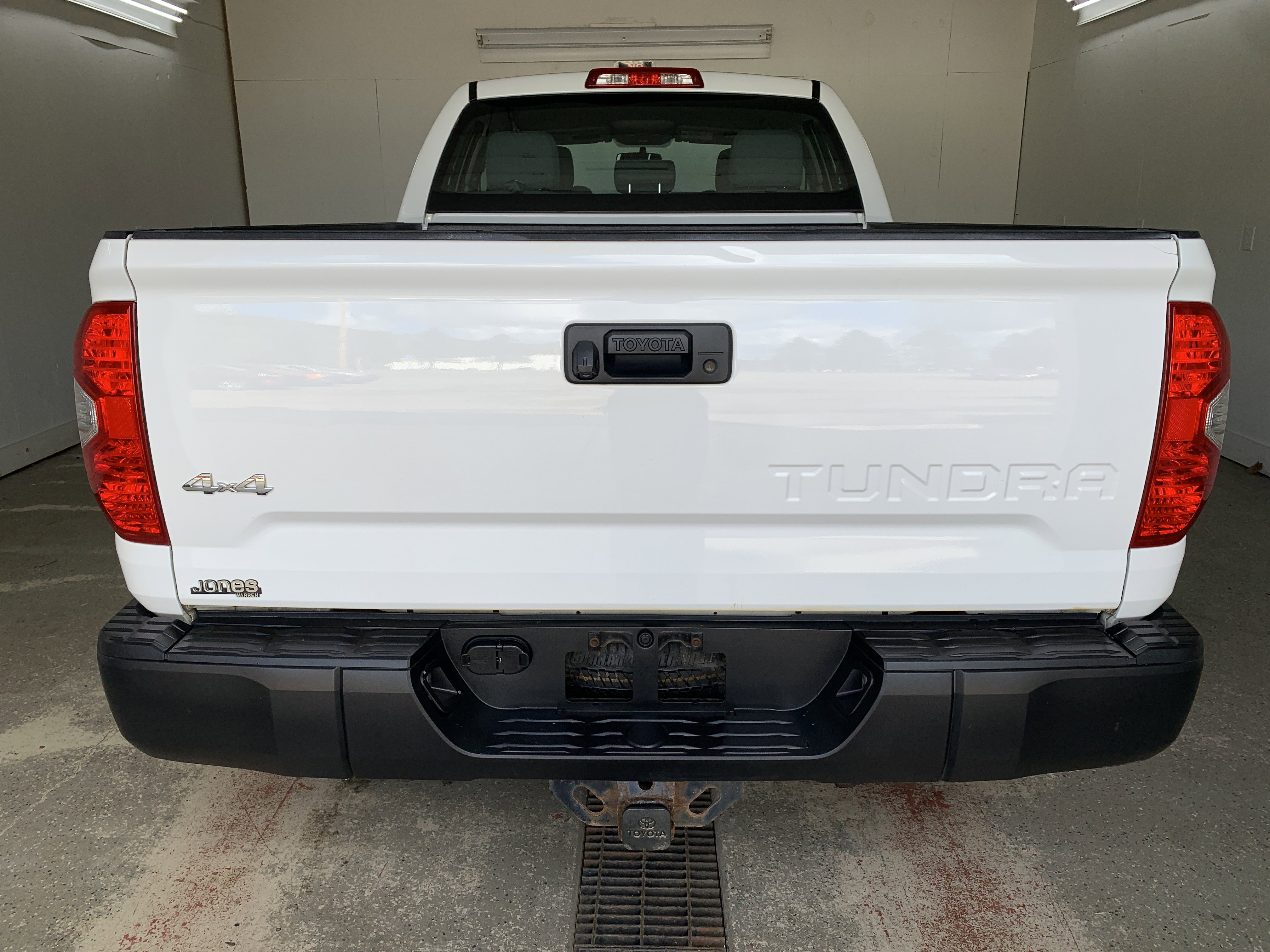 Used 2017 Toyota Tundra SR image 5
