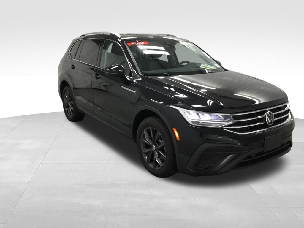 Used 2022 Volkswagen Tiguan SE AWD/4WD image 3