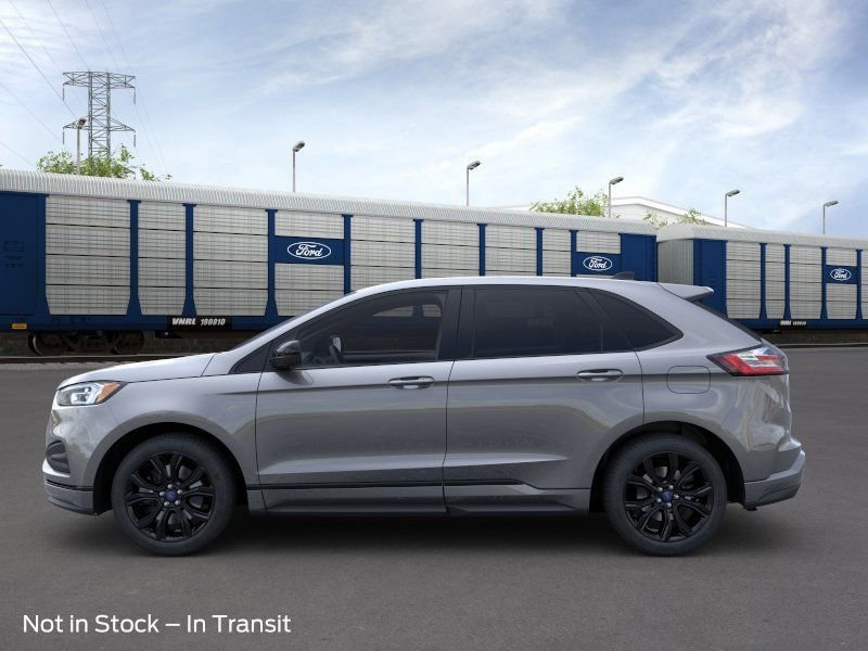 New 2024 Ford Edge SE w/ Black Appearance Package image 4