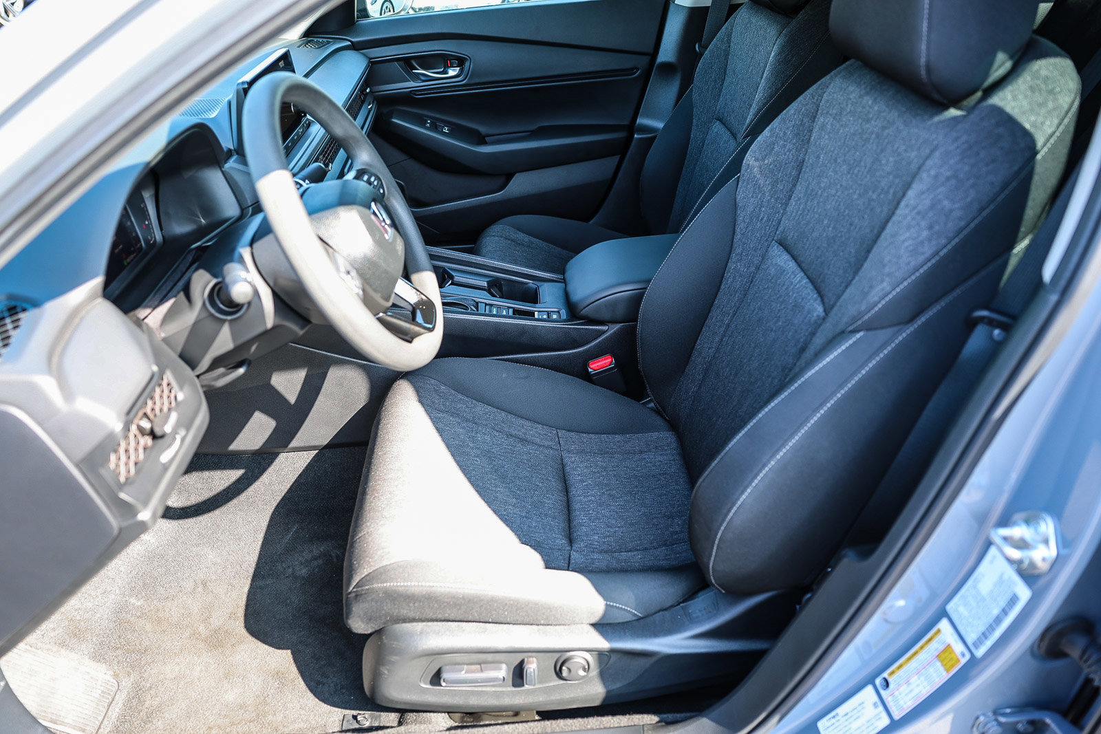 Certified 2025 Honda Accord SE image 11