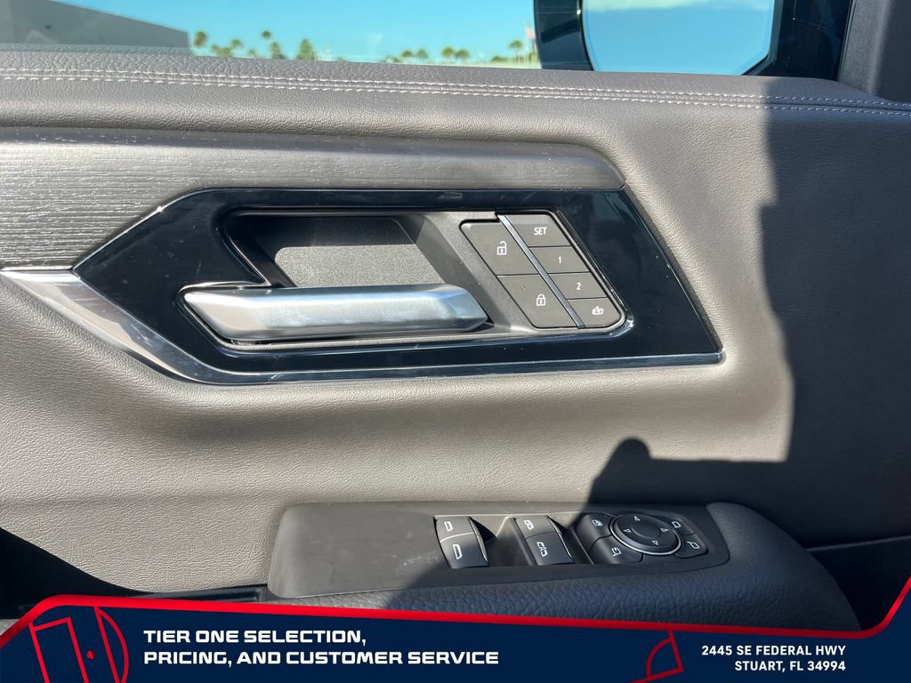 New 2026 GMC Yukon Denali w/ Denali Reserve Package AWD/4WD image 23