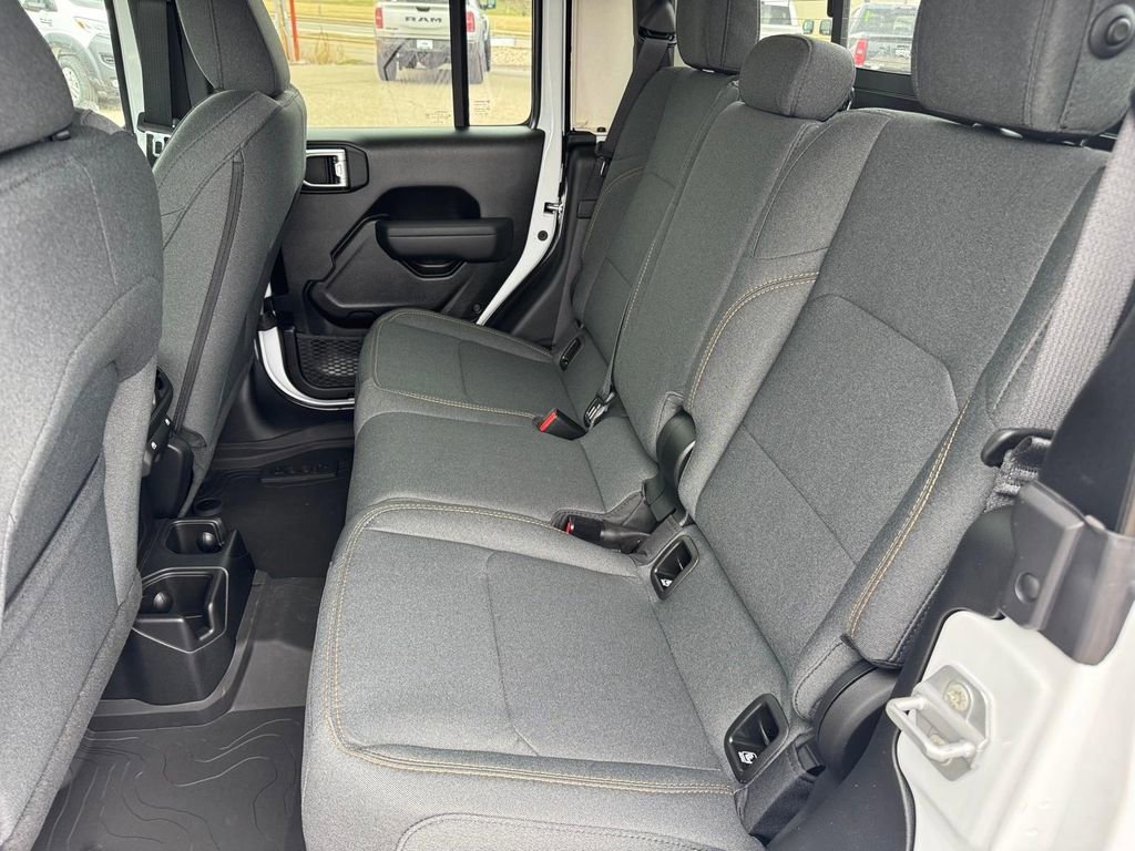 New 2026 Jeep Gladiator Willys image 8