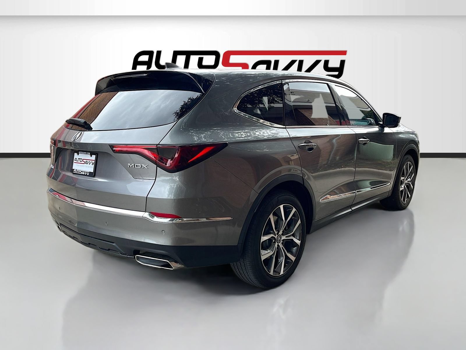 Used 2024 Acura MDX w/ Technology Package FWD image 7