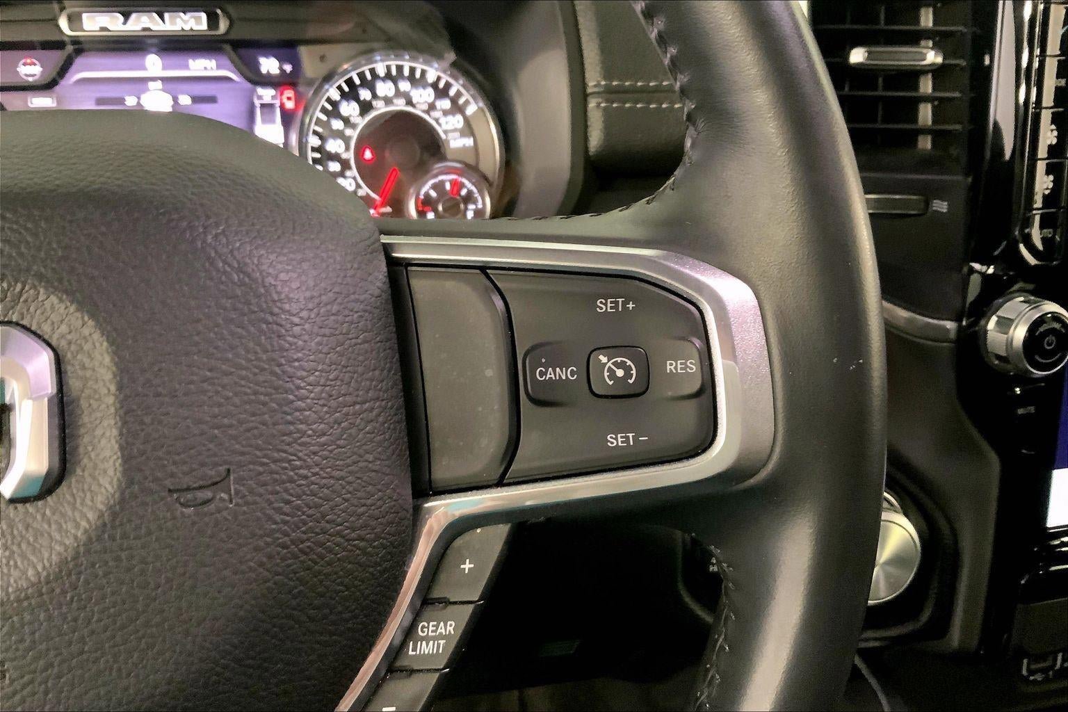Used 2023 RAM 1500 Laramie AWD/4WD image 19