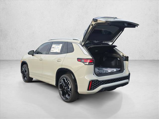 New 2026 Volkswagen Tiguan SEL R-Line image 3