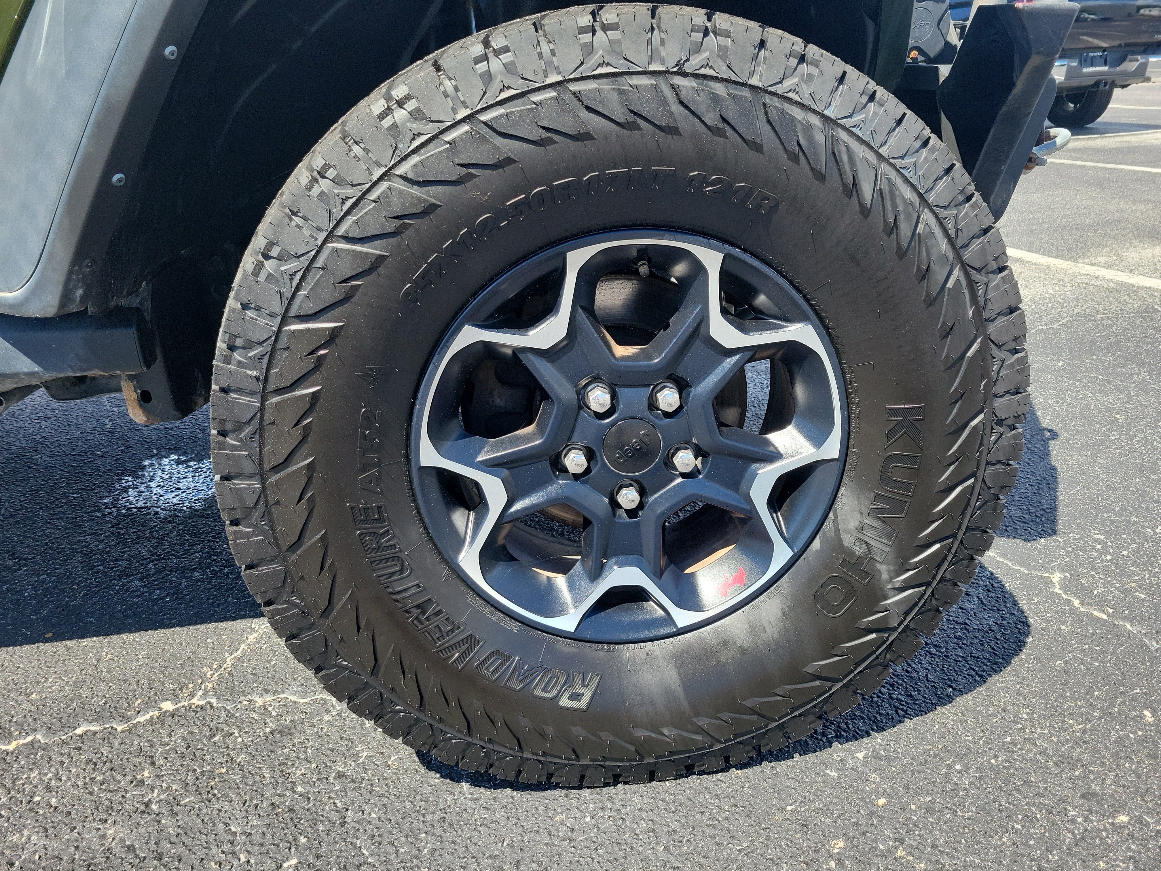 Used 2023 Jeep Wrangler Rubicon AWD/4WD image 7