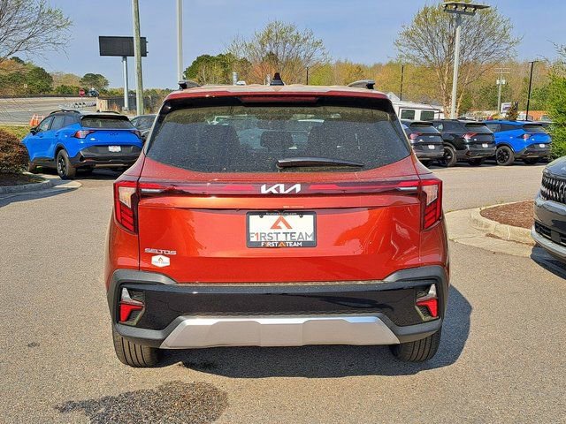 New 2026 Kia Seltos S FWD image 5