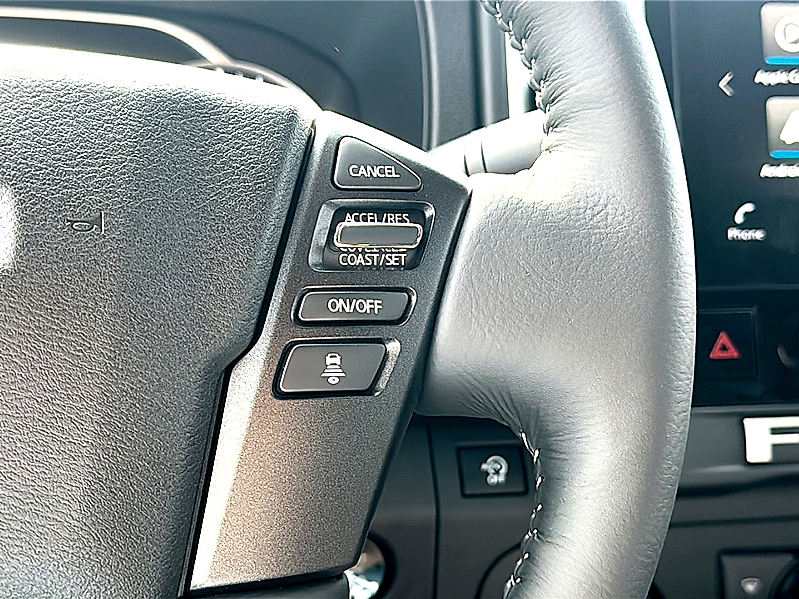 New 2026 Nissan Frontier SV w/ All-Weather Content Package RWD image 18