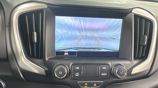 Used 2024 GMC Terrain SLT image 27