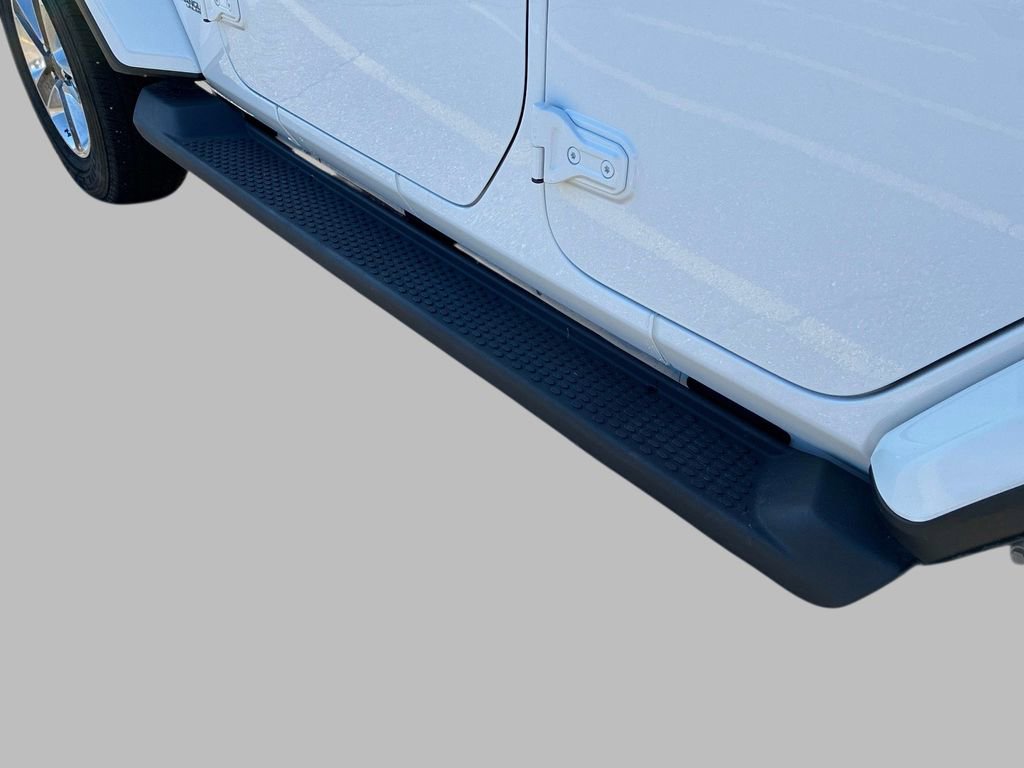 Used 2022 Jeep Wrangler Unlimited Sahara image 14