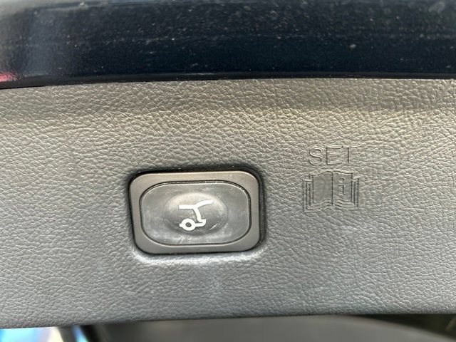 Used 2024 Ford Edge Titanium w/ Cargo Accessory Package AWD/4WD image 7