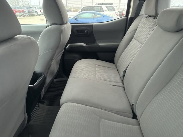 Used 2018 Toyota Tacoma SR5 image 4