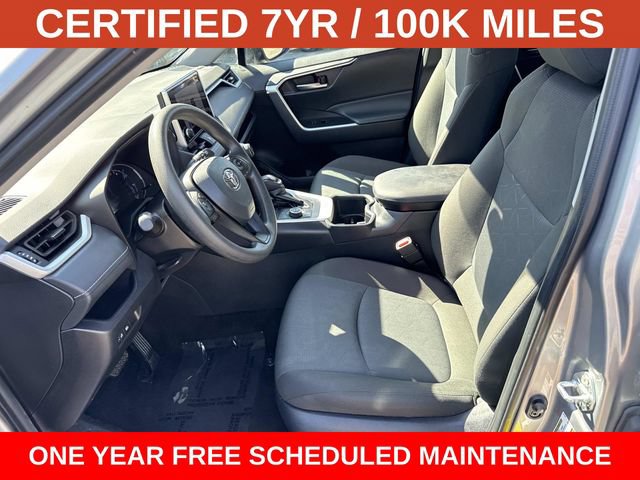 Used 2025 Toyota RAV4 XLE AWD/4WD image 14