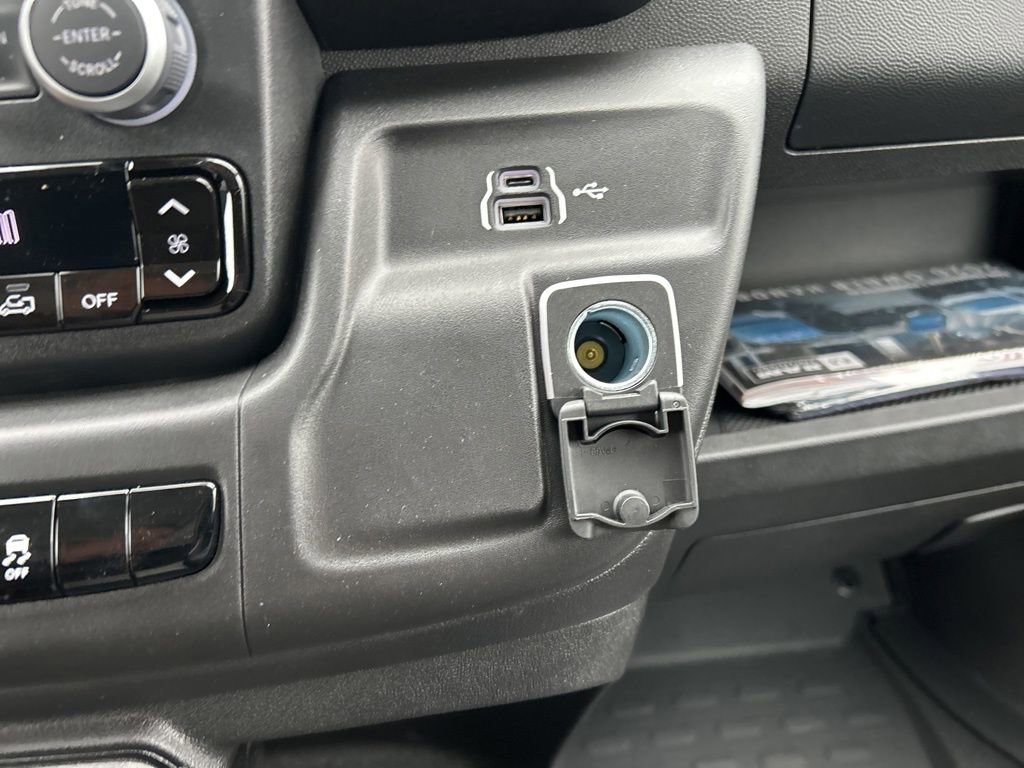 New 2026 RAM ProMaster 2500 w/ Convenience Group FWD image 29