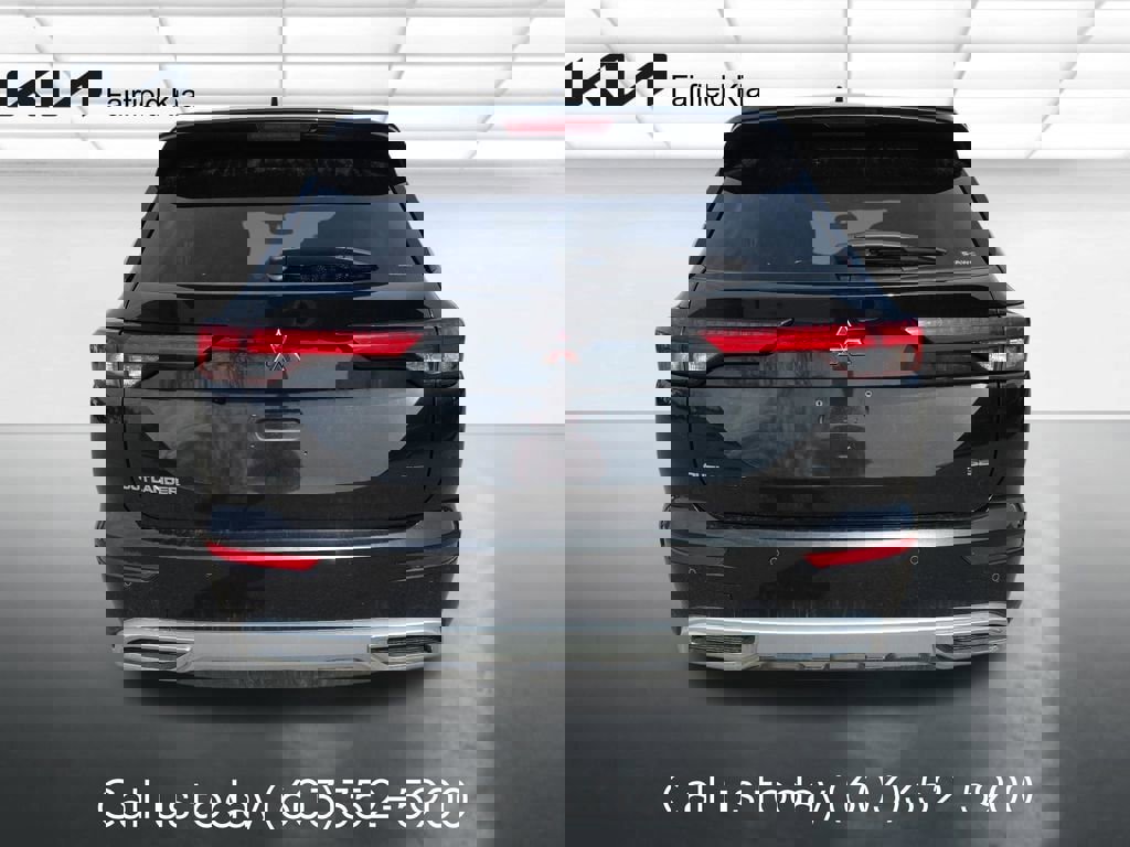 Used 2022 Mitsubishi Outlander SE AWD/4WD image 4