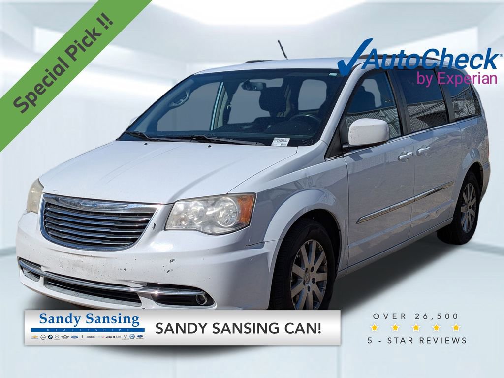 Used 2014 Chrysler Town & Country Touring video 1