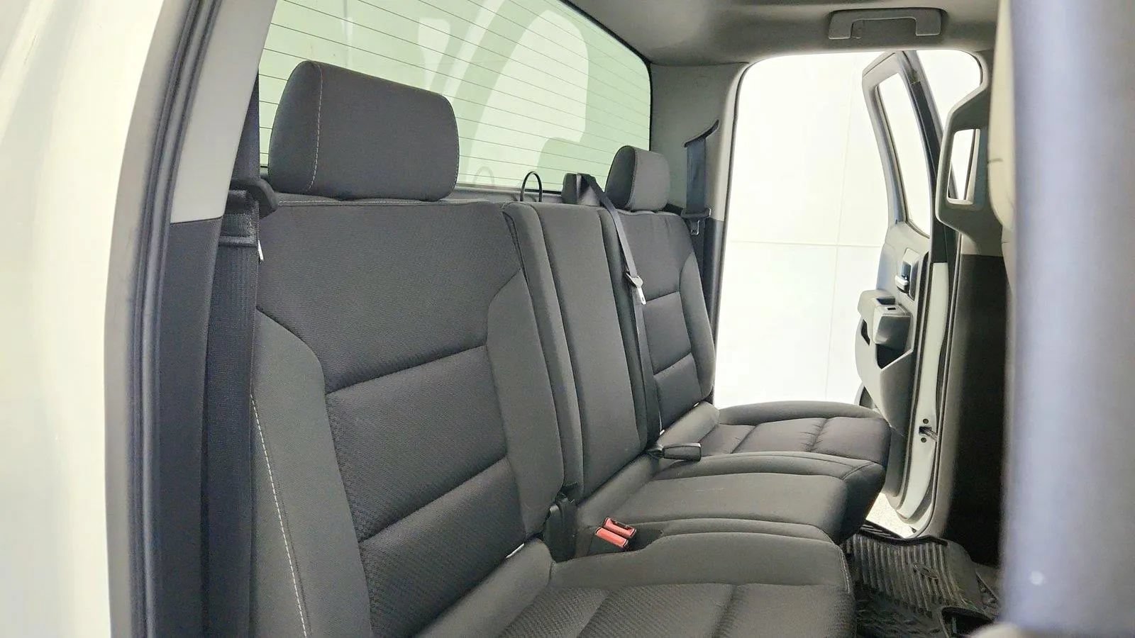 Used 2019 Chevrolet Silverado 1500 LT w/ All Star Edition AWD/4WD image 32