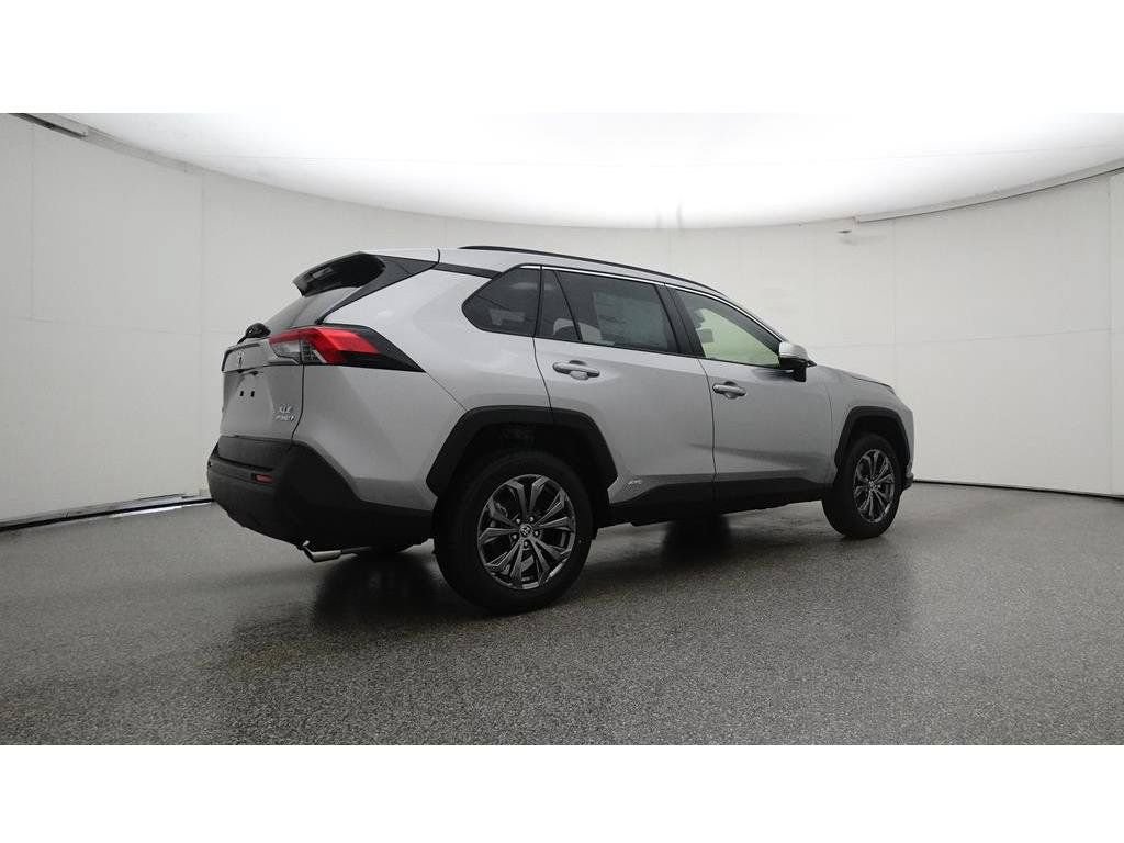 Used 2023 Toyota RAV4 XLE Premium AWD/4WD image 30