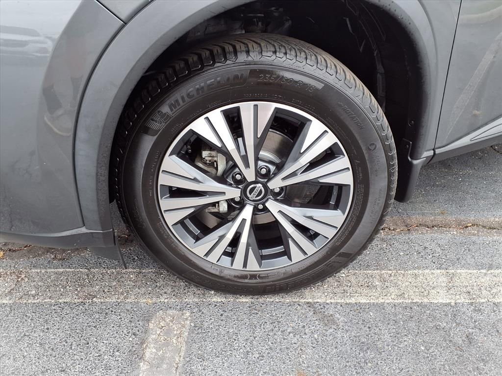 Used 2021 Nissan Rogue SV image 30