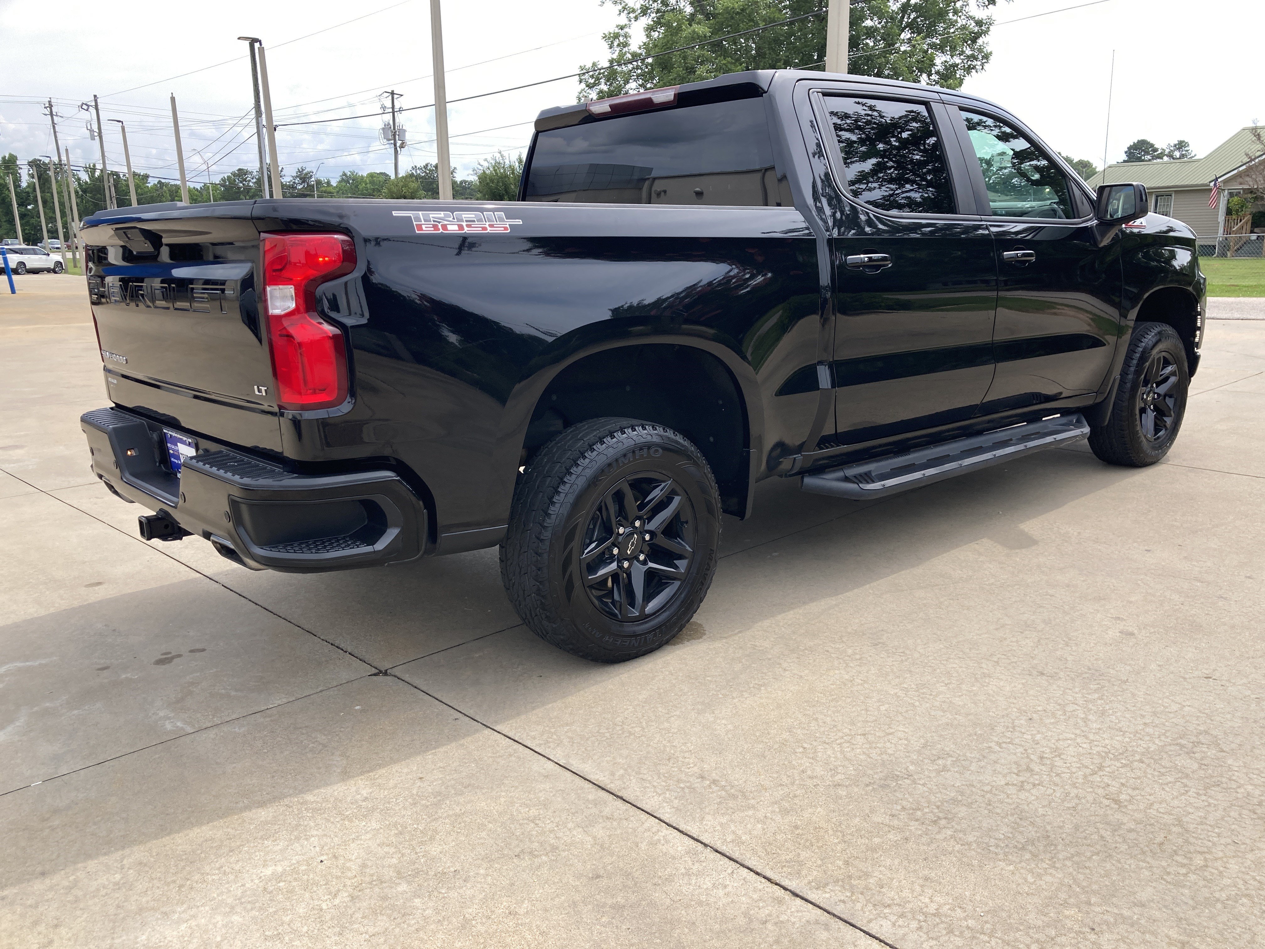 Certified 2019 Chevrolet Silverado 1500 LT Trail Boss w/ Convenience Package AWD/4WD image 6