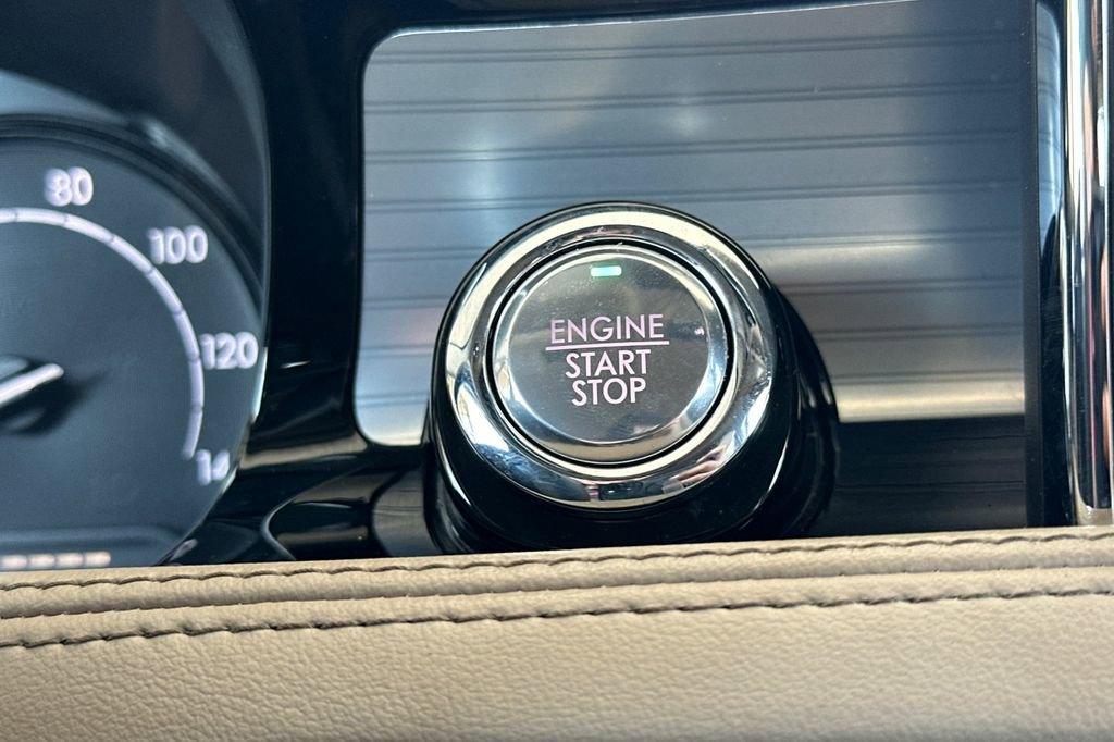 Used 2022 Lincoln Corsair FWD image 24